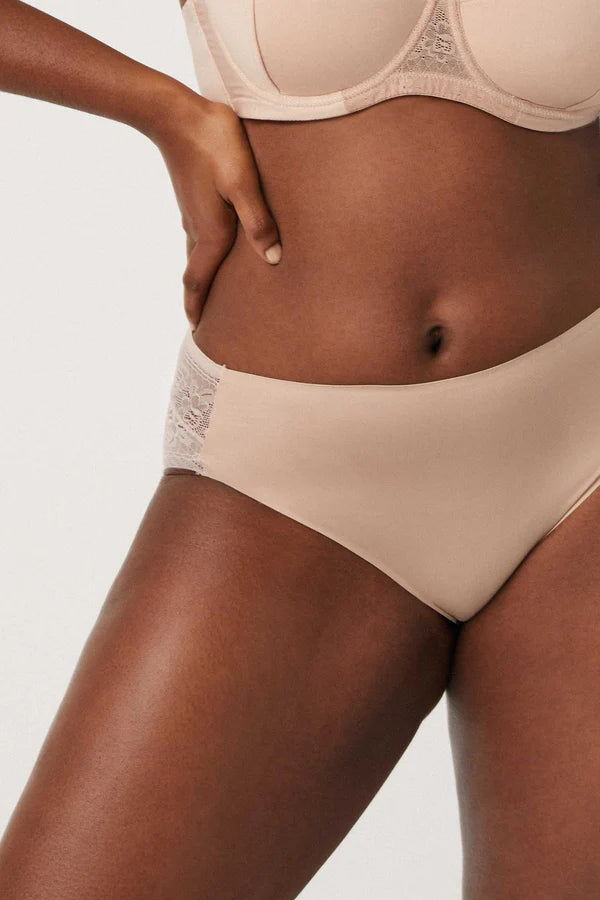 Braga midi invisible con encaje Nude
