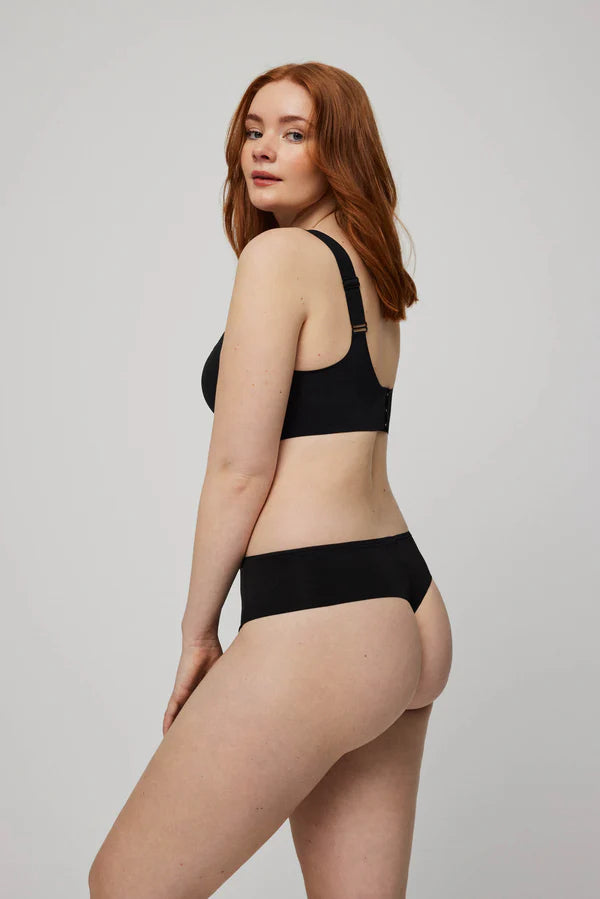 Tanga alto de control con acabados invisibles Negro