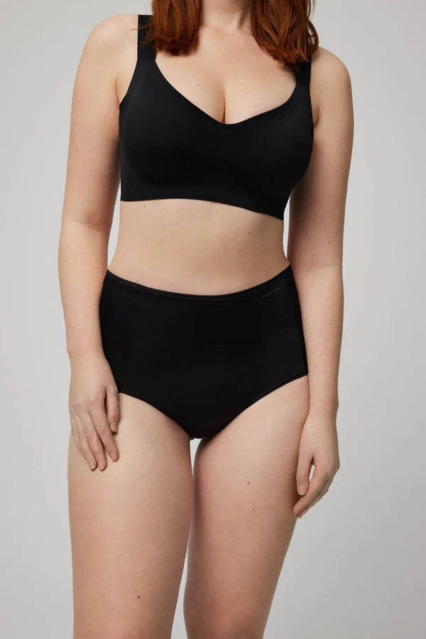 Braga de control con acabados invisibles Negro