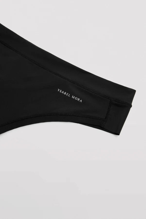 Tanga elástico Adapt con acabados invisibles Negro