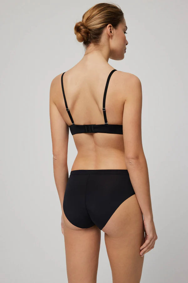 Braga midi adapt con acabados invisibles Negro