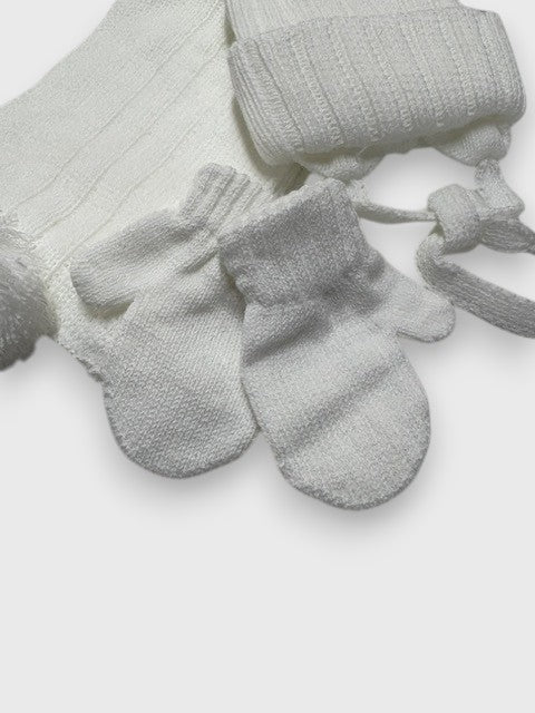 Conjunto de gorro, bufanda y manoplas Liso Blanco