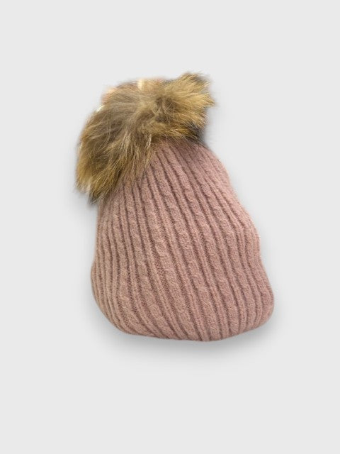 Gorro pompon Maquillaje