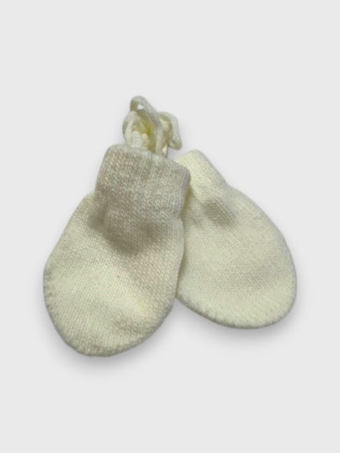 Manopla bebé primera puesta